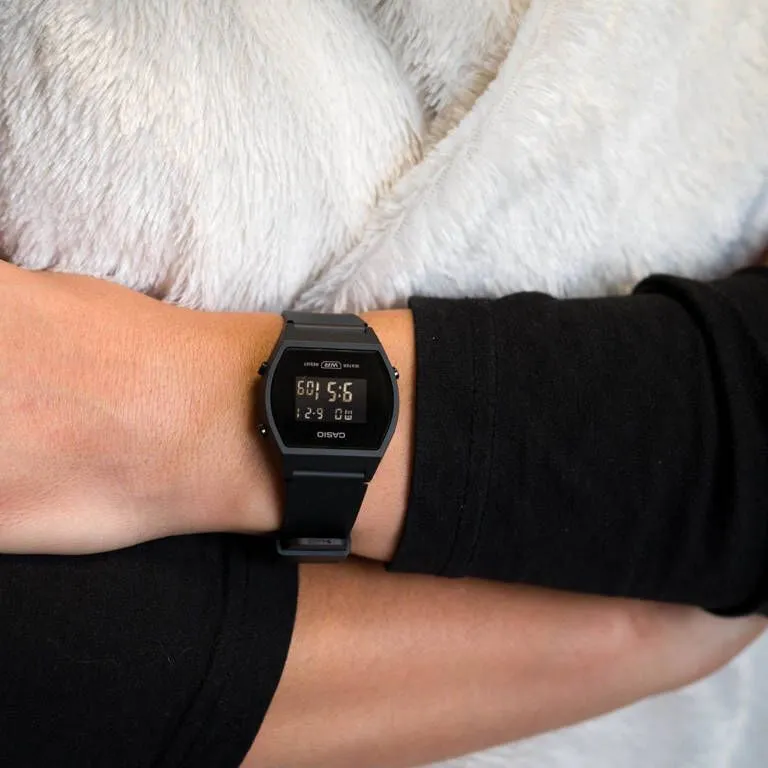 Casio Vintage Digital Watch For Men and Women | Classic Design