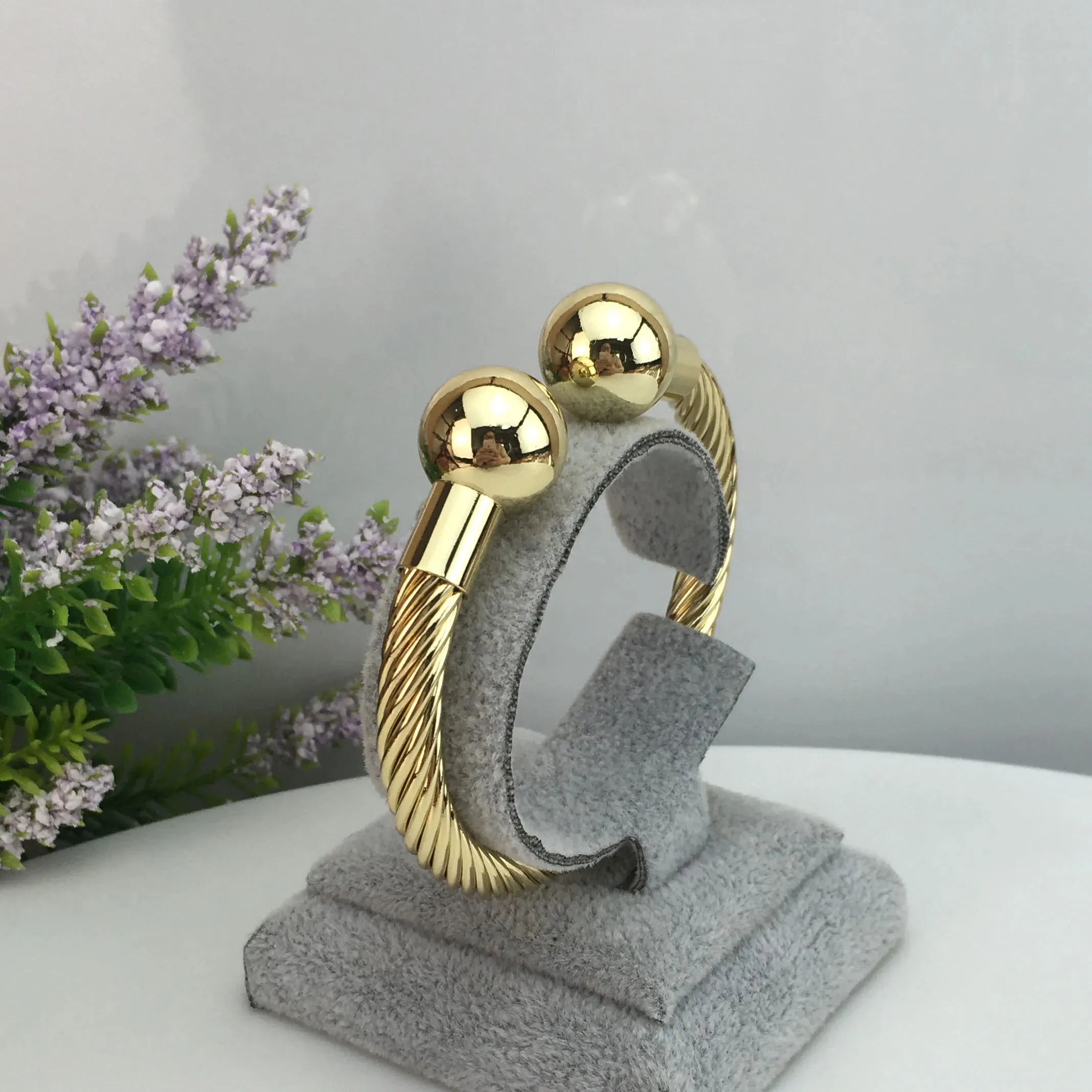 Classic Jewelry Costume Jewelry Bangles for Women Bracelets