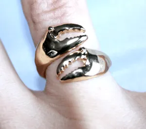 Crab Claw (Antique Gold) / Ring
