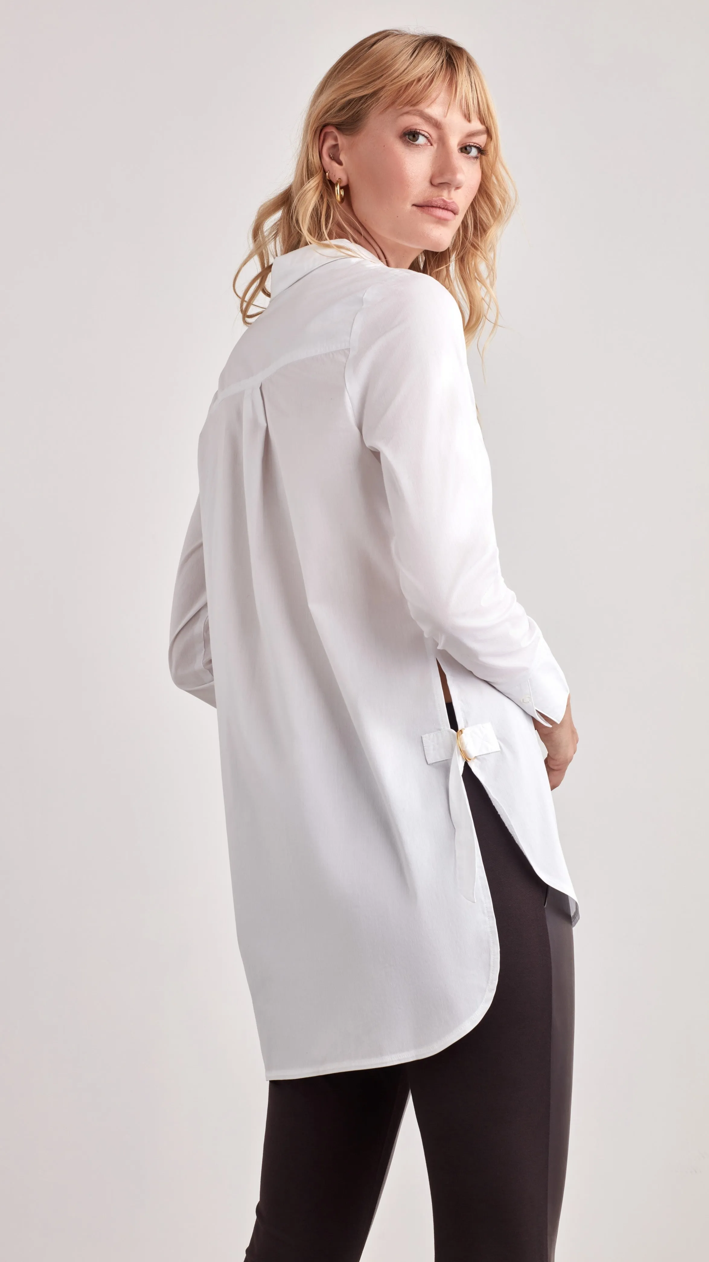 D-RING BUTTON DOWN SHIRT