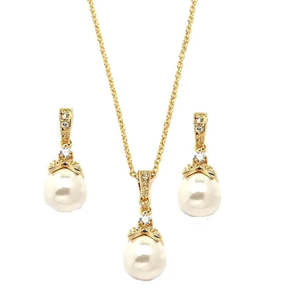Dangle stimulate pearl with CZ pendant