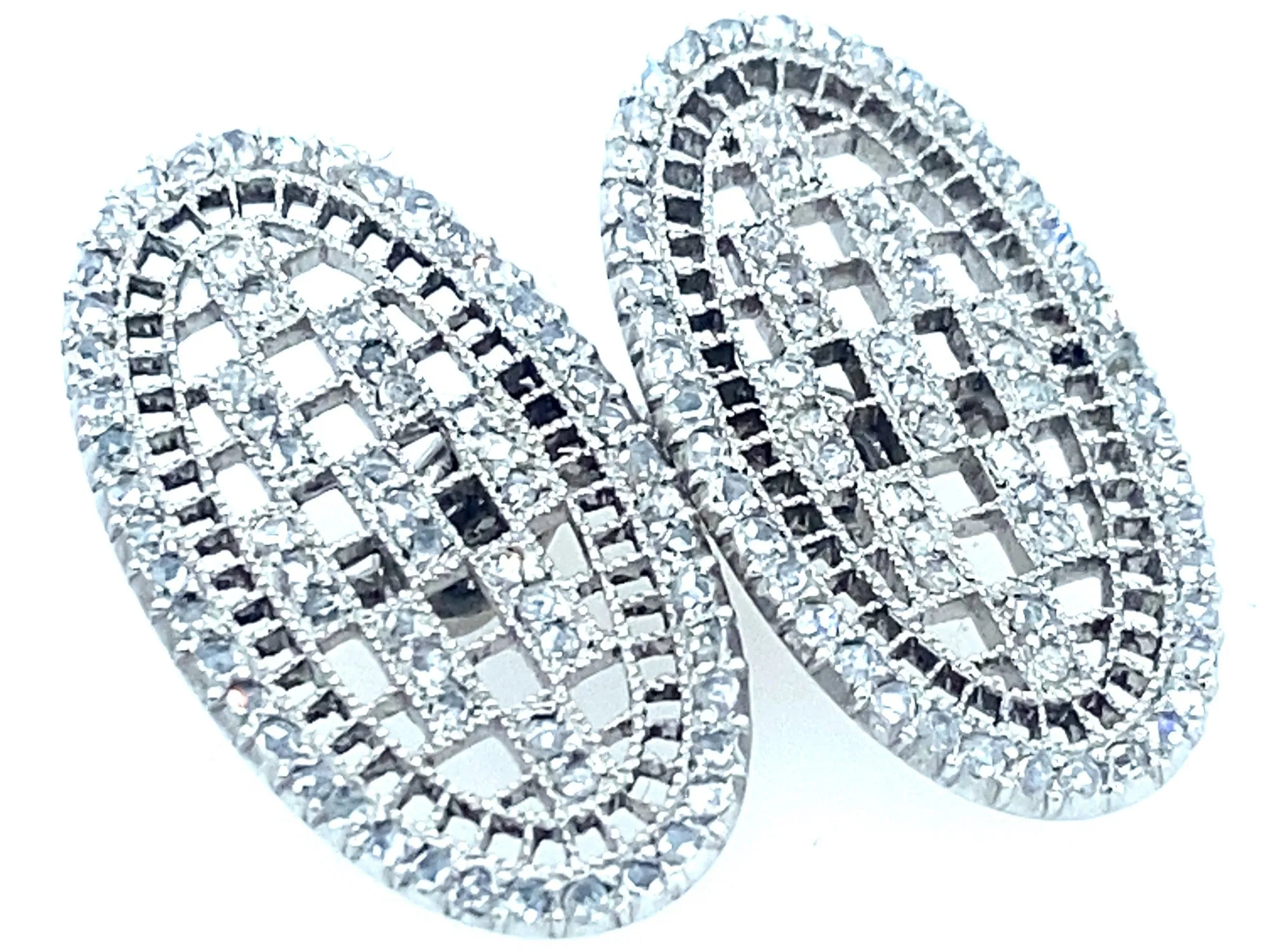 French platinum and diamond Art Deco lace cufflinks