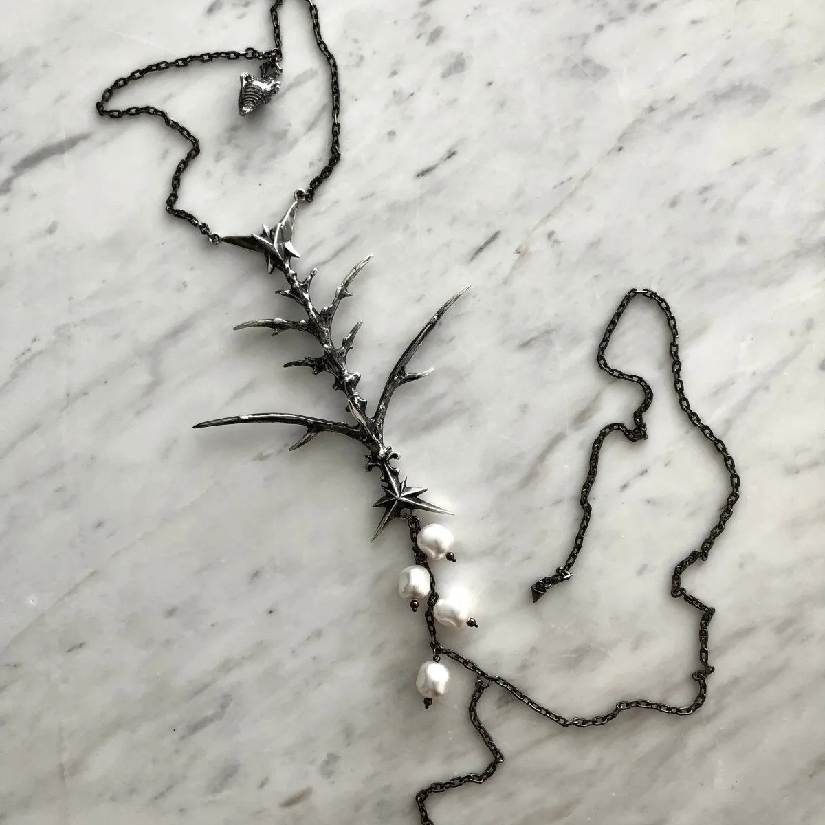 Gills bondage