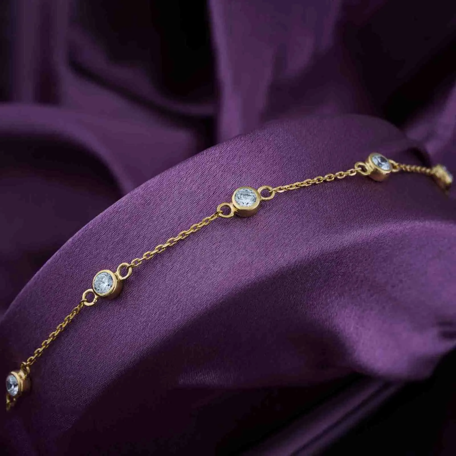 Golden Mellow Bezel Set Anklet