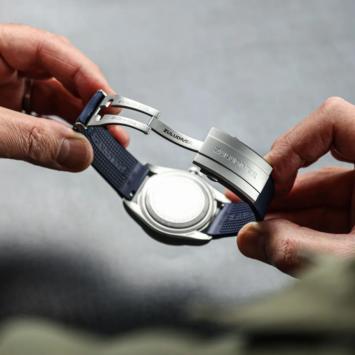 HydroLock MK2 Deployant Buckle - Sandblasted