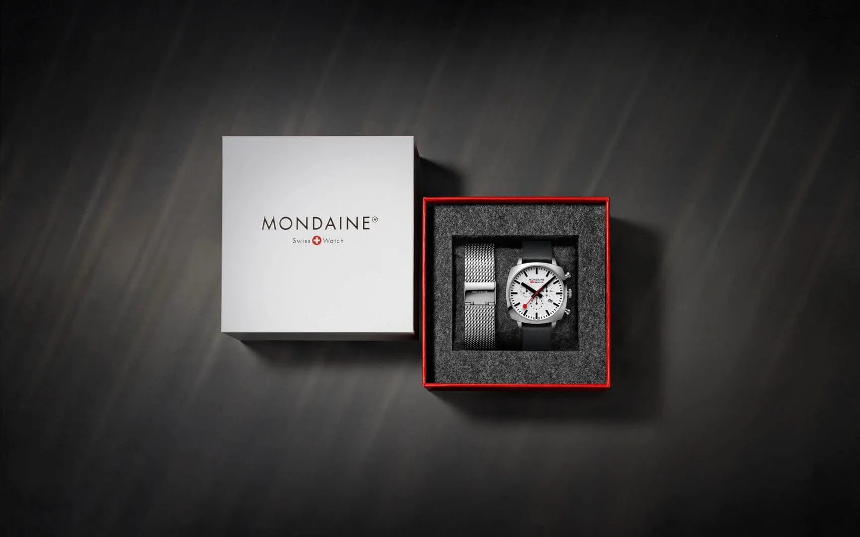 MONDAINE CUSHION BLACK VEGAN GRAPE LEATHER, 41 MM- MSL.41410.LBV.SET