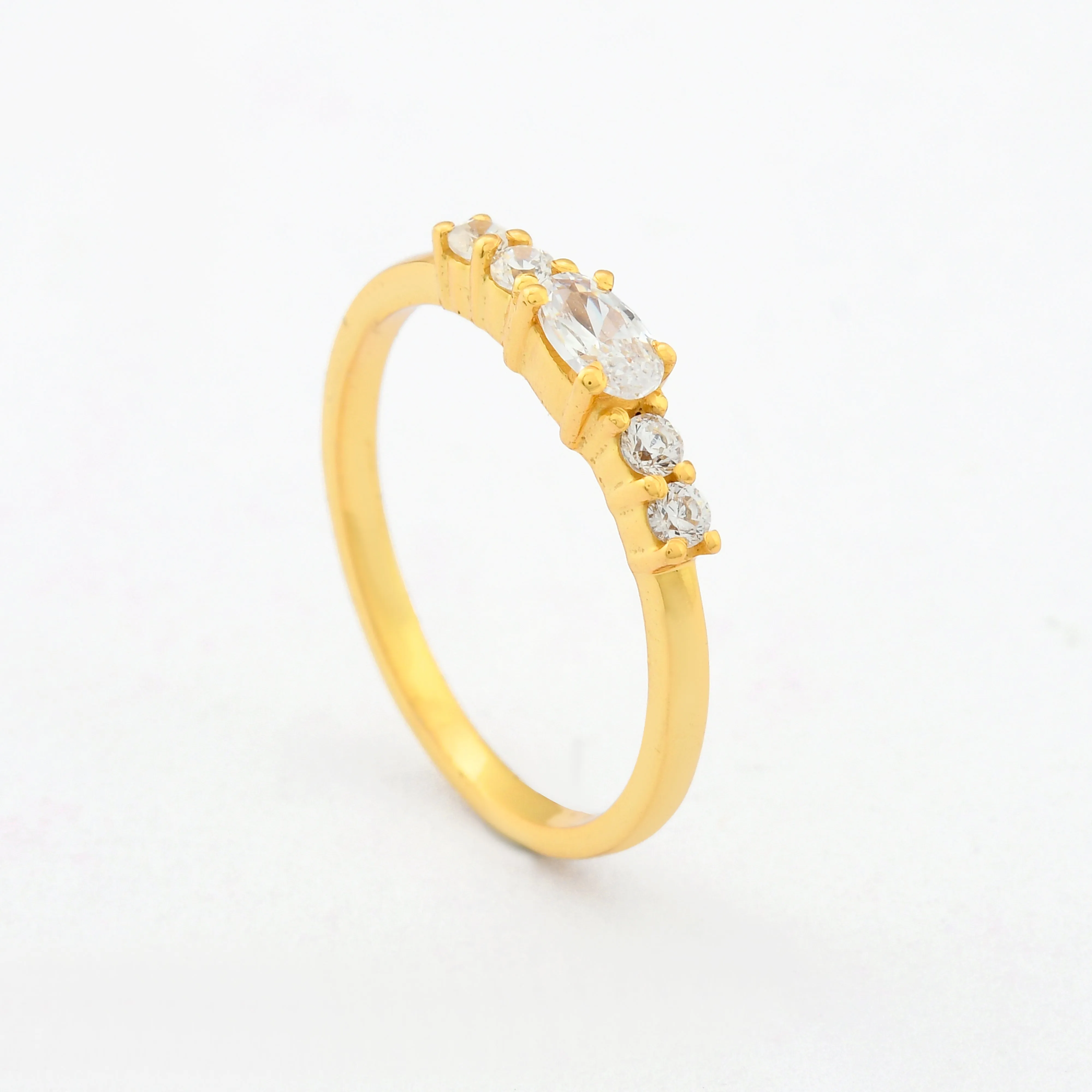 Oval Diamond Zirconia Half Lace Ring