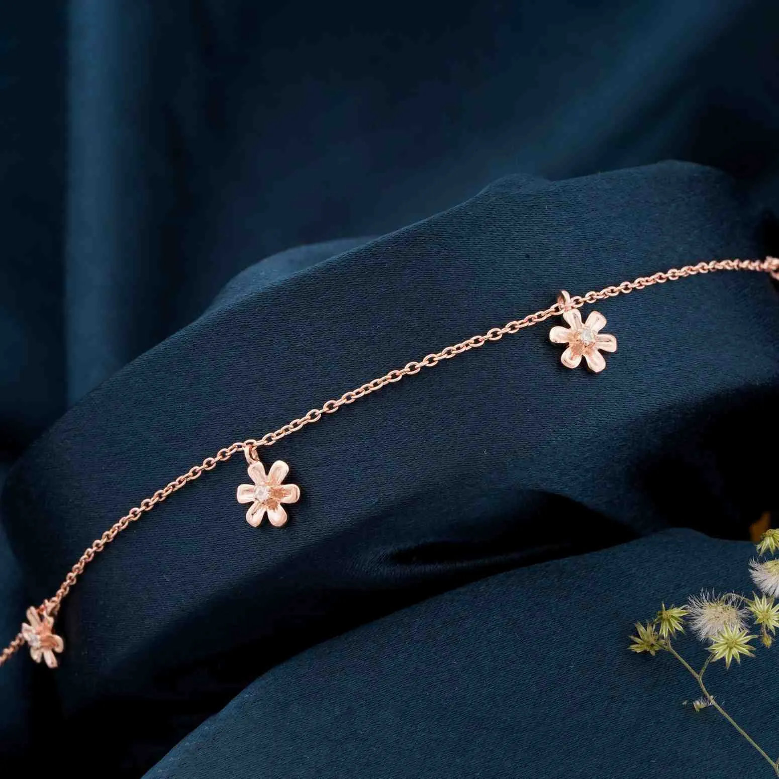 Rose Gold Flowers Charm Anklet