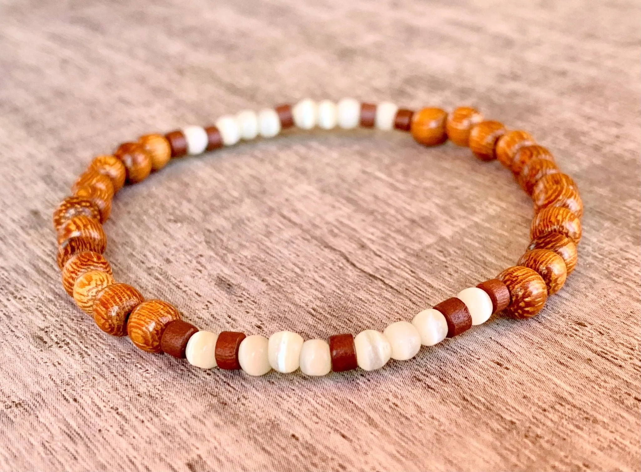 🔴SOLD🔴Jordan Handmade Cats Eye and Wood Expandable Bracelet