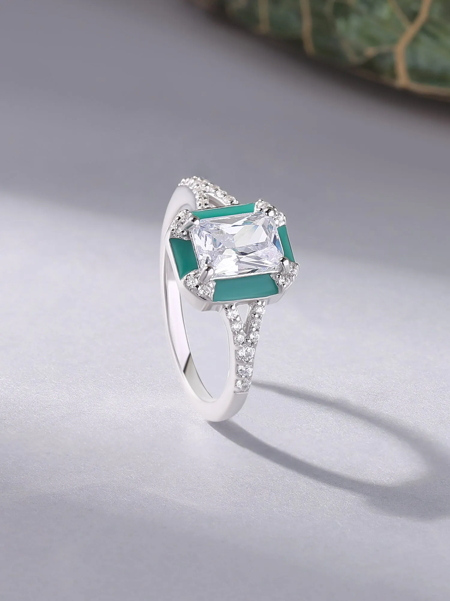Vintage Green Enamelled Ring For Women